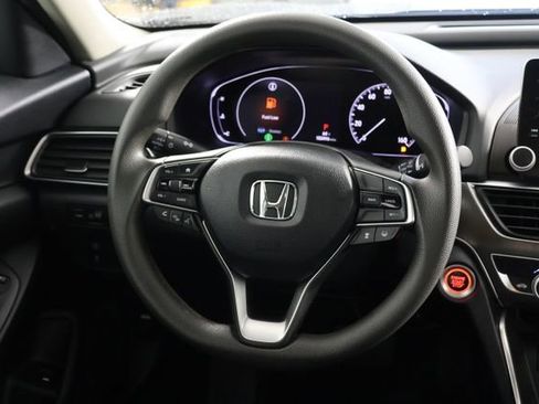 Used 2018 Honda Accord LX image 10