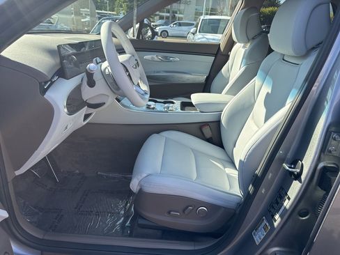 New 2026 Genesis Electrified GV70 image 16