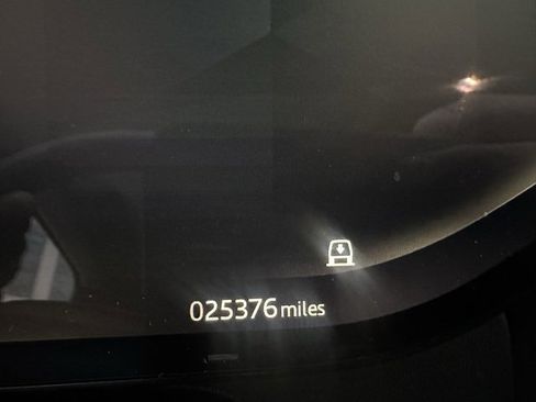 Used 2023 Land Rover Range Rover Sport SE image 18