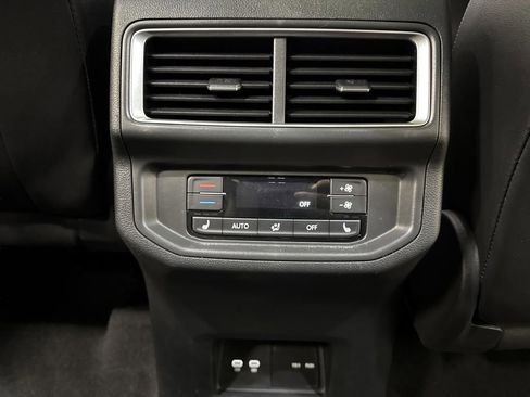 Certified 2024 Volkswagen Atlas SEL Premium R-Line image 35