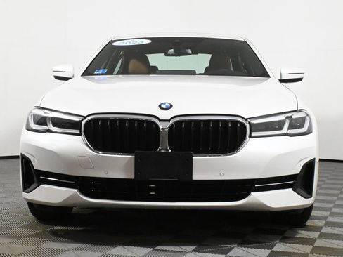 Certified 2022 BMW 530i xDrive w/ Convenience Package image 10