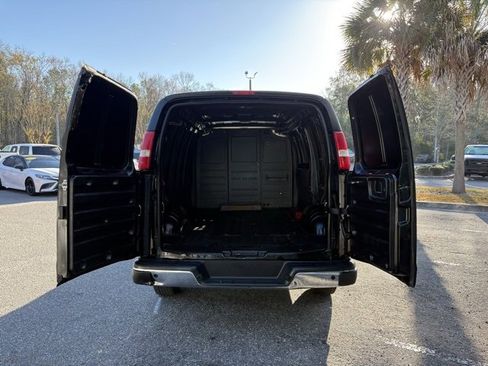 Used 2019 Chevrolet Express 2500 Work Van w/ Driver Convenience Package image 27