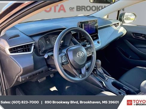 Used 2024 Toyota Corolla LE image 12
