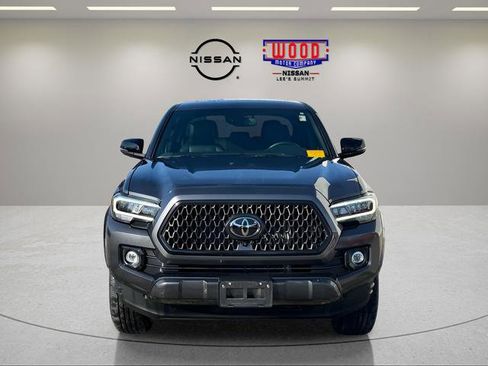Used 2023 Toyota Tacoma Limited w/ Nightshade Package image 6