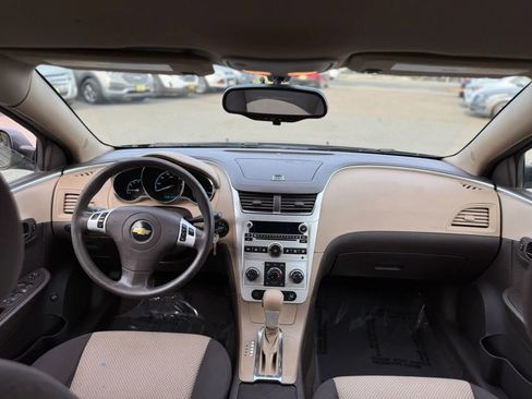 Used 2011 Chevrolet Malibu LS FWD image 15