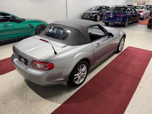 Used 2011 MAZDA MX-5 Miata Sport RWD image 65