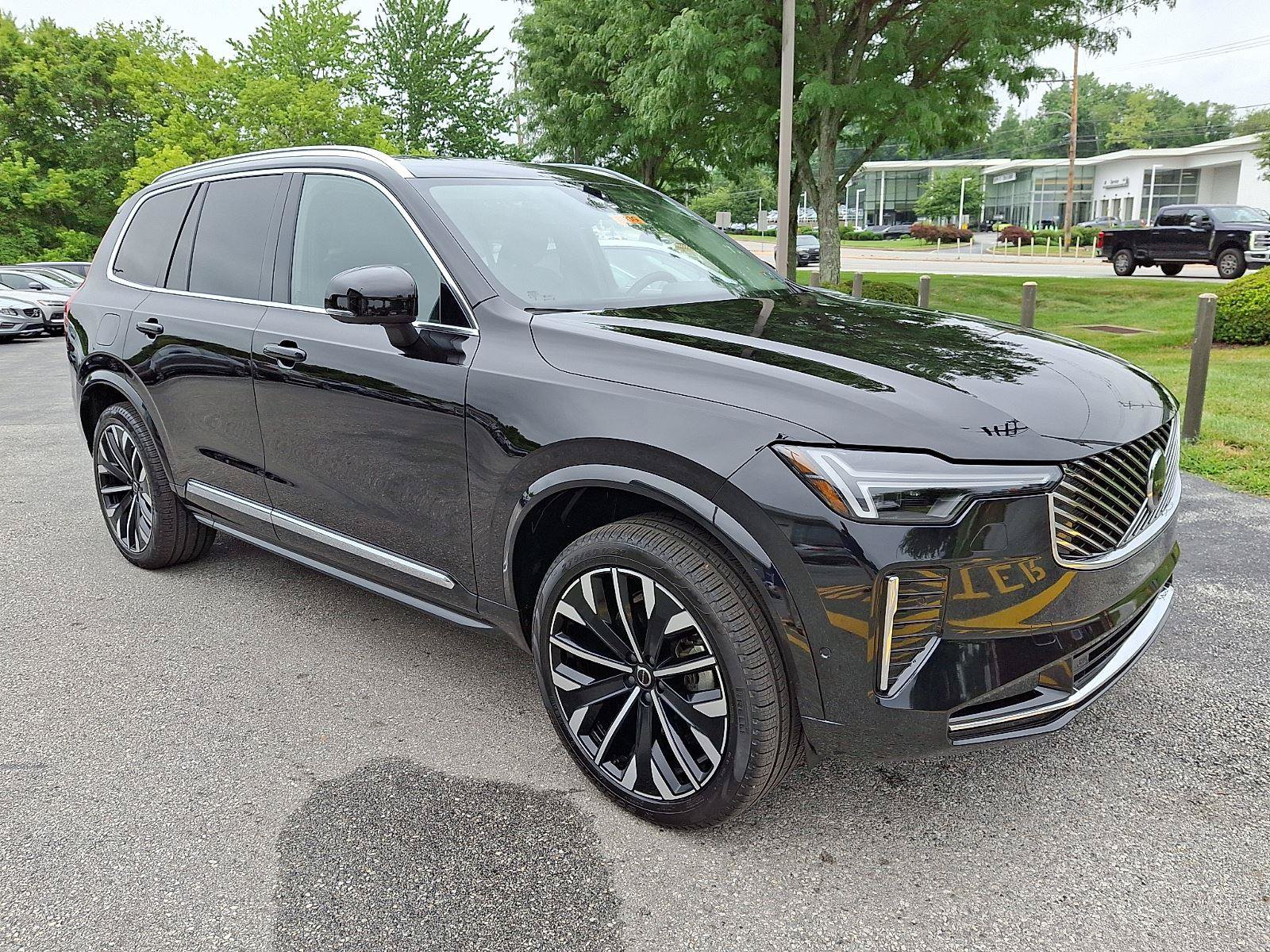 Certified 2026 Volvo XC90 B6 Plus AWD/4WD image 1