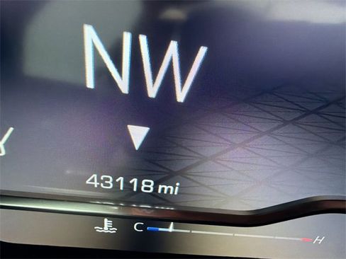 Used 2022 GMC Sierra 1500 AT4 w/ AT4 Premium Package image 46