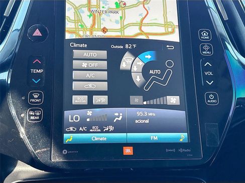 Used 2018 Toyota Prius Four Touring image 17