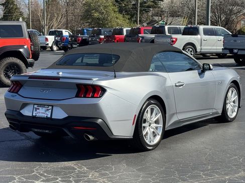 Used 2024 Ford Mustang GT Premium image 16