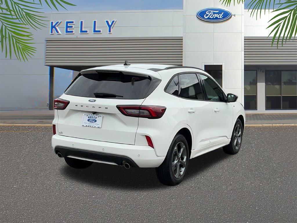 Certified 2024 Ford Escape ST-Line w/ Tech Pack #1 FWD image 5