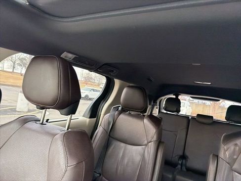 Used 2021 Toyota Sienna Platinum image 13