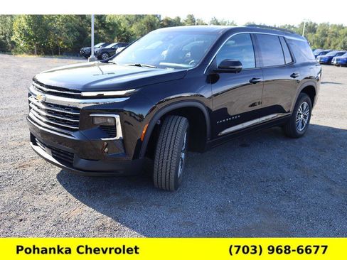 New 2026 Chevrolet Traverse LT w/ Driver Confidence Package image 3