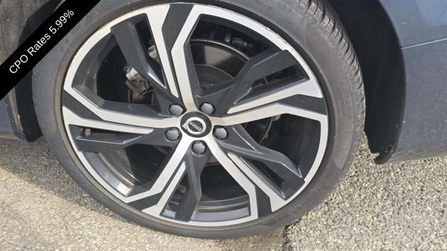 Used 2025 Volvo S60 B5 Plus AWD/4WD image 20