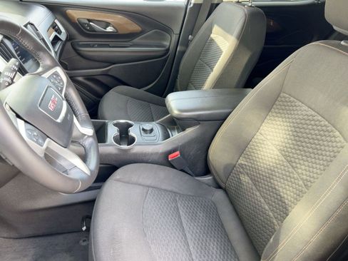Used 2018 GMC Terrain SLE image 21