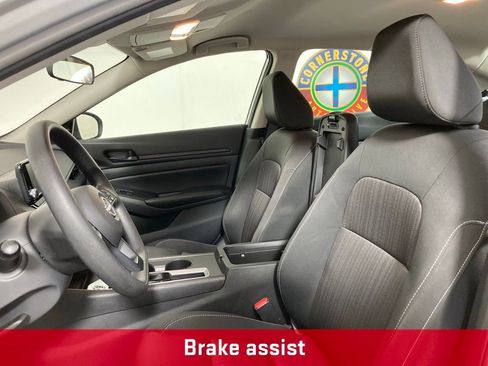 Used 2024 Nissan Altima 2.5 S image 11