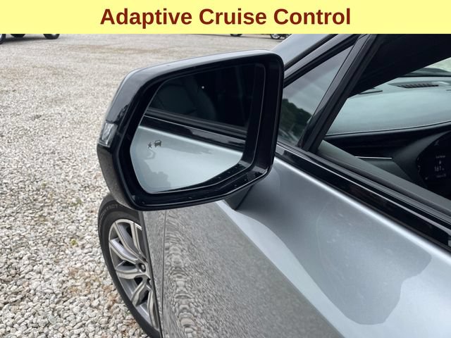 Used 2023 Cadillac XT4 Sport w/ Cold Weather Package AWD/4WD image 7