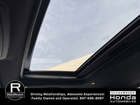 Used 2023 Dodge Challenger R/T w/ Blacktop Package image 10