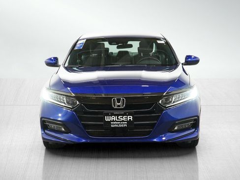 Used 2018 Honda Accord Sport image 8