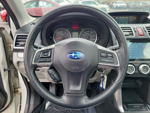 Used 2016 Subaru Forester 2.5i Premium image 21