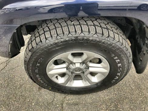 Used 2024 Toyota 4Runner SR5 AWD/4WD image 10