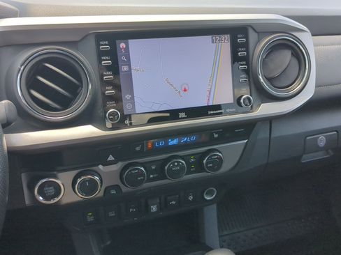 Used 2023 Toyota Tacoma Limited AWD/4WD image 21