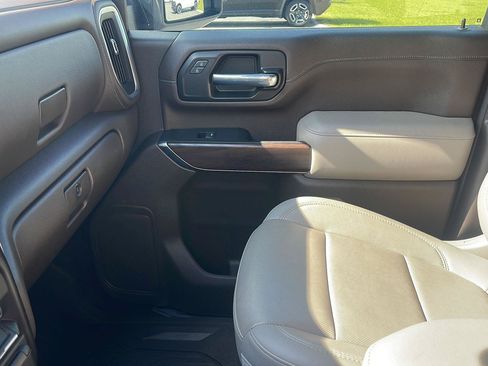 Used 2022 GMC Sierra 2500 SLT w/ SLT Convenience Package AWD/4WD image 30
