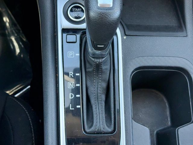 Used 2021 Nissan Sentra SV FWD image 23