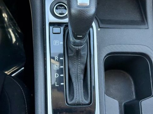 Used 2021 Nissan Sentra SV FWD image 23