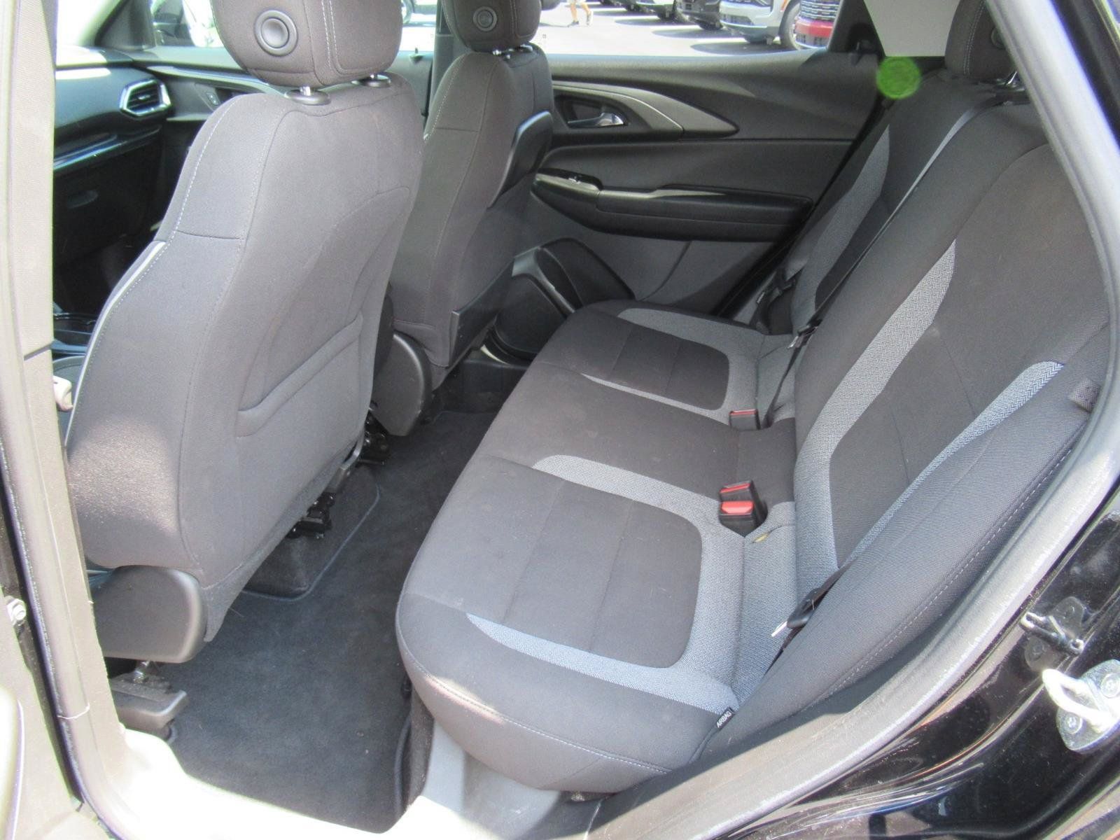 Used 2022 Chevrolet TrailBlazer LT FWD image 31