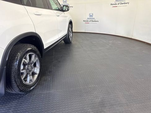 Certified 2023 Honda Passport TrailSport image 4