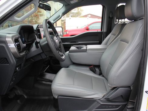 Used 2024 Ford F150 XL image 19