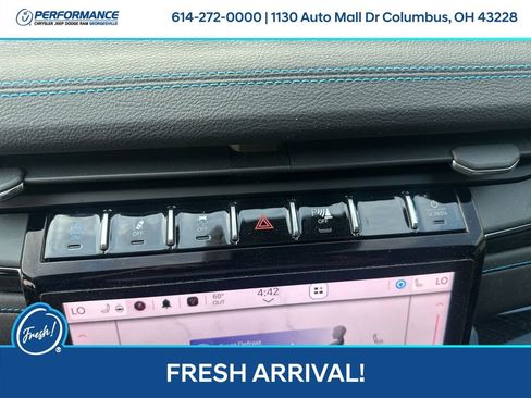 Used 2024 Jeep Grand Cherokee Trailhawk w/ Advanced Protech Group II image 25