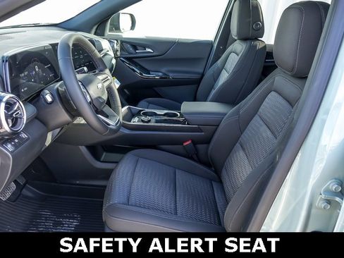 New 2026 Chevrolet Equinox LT w/ LPO, Floor Liner Package image 13