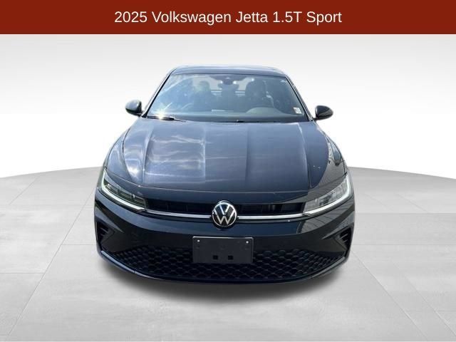 Used 2025 Volkswagen Jetta Sport FWD image 2