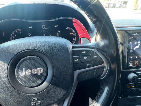 Used 2020 Jeep Grand Cherokee Limited X image 19