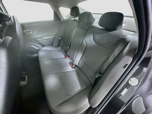 Used 2025 Kia K4 FWD image 27