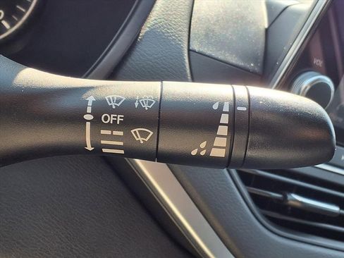 Used 2022 Nissan Altima 2.5 SV image 17