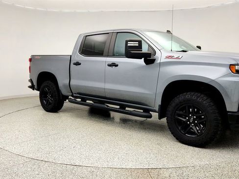 Used 2020 Chevrolet Silverado 1500 LT Trail Boss AWD/4WD image 3