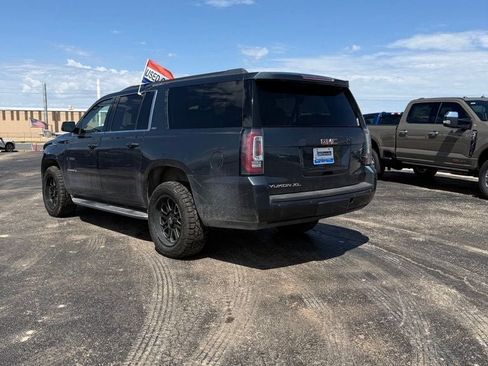 Used 2020 GMC Yukon XL SLT RWD image 5