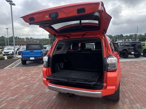 Used 2024 Toyota 4Runner TRD Off-Road Premium w/ Moonroof Package AWD/4WD image 29