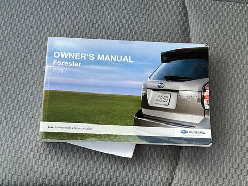 Used 2017 Subaru Forester 2.5i w/ Alloy Wheel Package image 28