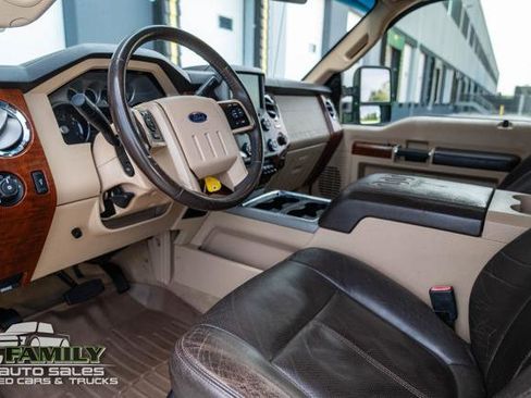 Used 2015 Ford F350 King Ranch w/ FX4 Off-Road Package AWD/4WD image 19