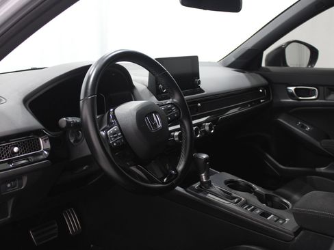 Used 2022 Honda Civic Sport image 12