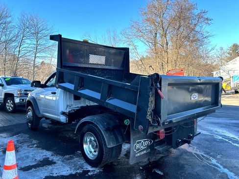 Used 2016 RAM 5500 Tradesman w/ Power & Remote Entry Group image 9