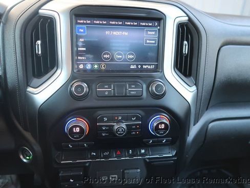 Used 2021 Chevrolet Silverado 2500 LT w/ All Star Edition AWD/4WD image 29