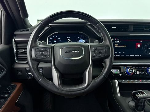 Used 2023 GMC Sierra 1500 Denali Ultimate image 5
