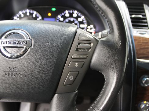 Used 2017 Nissan Armada Platinum image 11