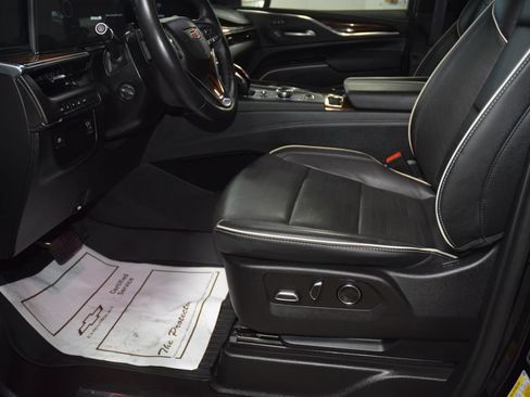 Used 2024 Cadillac Escalade ESV Premium Luxury w/ LPO, Floor Liner Package AWD/4WD image 42