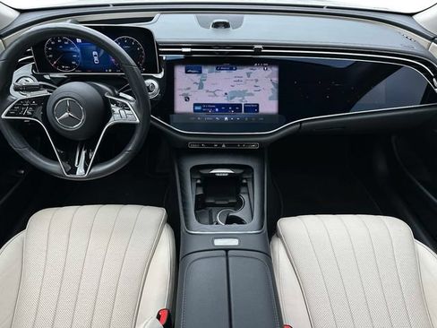 Certified 2024 Mercedes-Benz E 350 4MATIC Sedan image 13